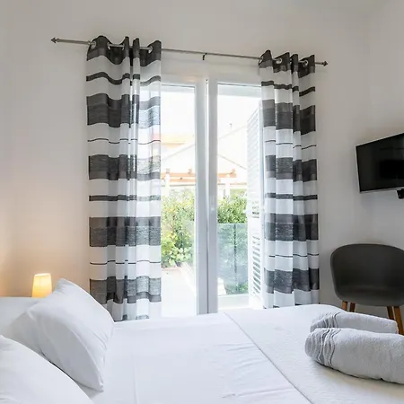 House Martinovic * Приградица