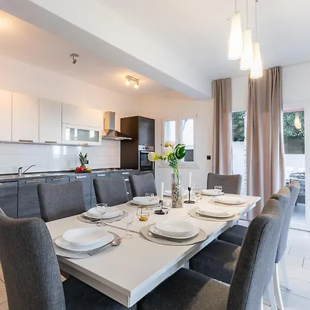 House Martinovic *