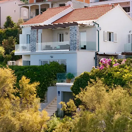 House Martinovic Приградица