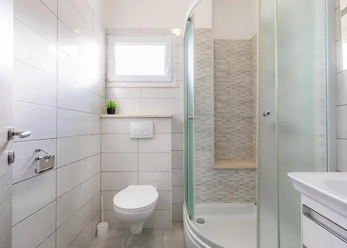 فيلة House Martinovic