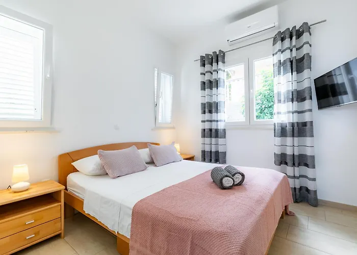 فيلة House Martinovic *