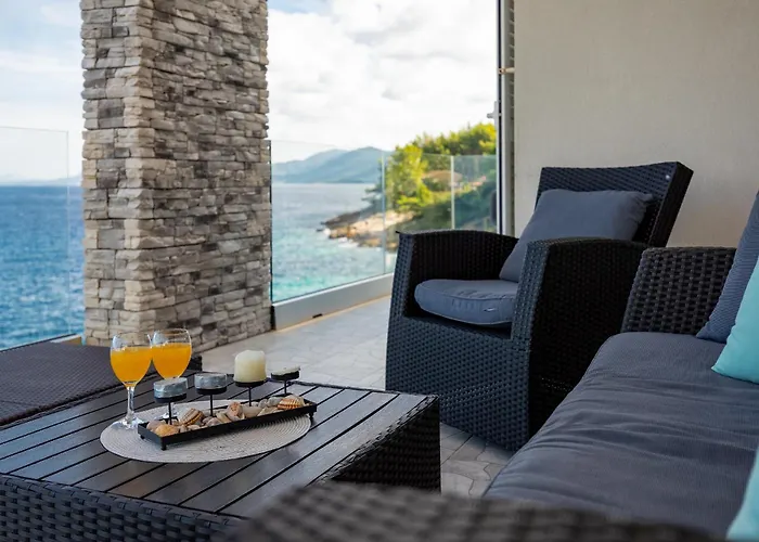 House Martinovic فيلة *